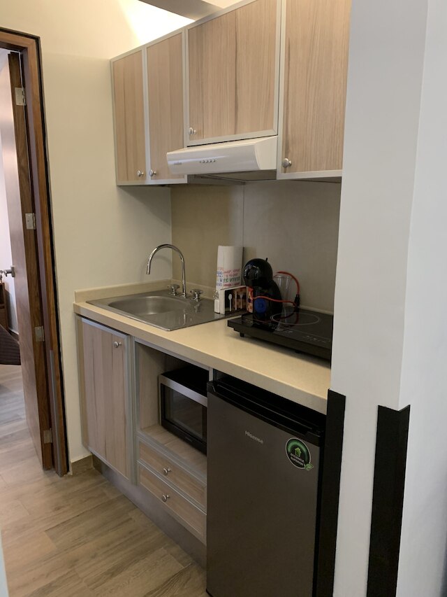 ジーブ アメージングリー ロケート ワン ベッドルーム ロフト