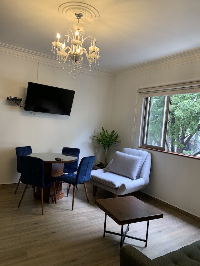 ジーブ アメージングリー ロケート ワン ベッドルーム ロフト