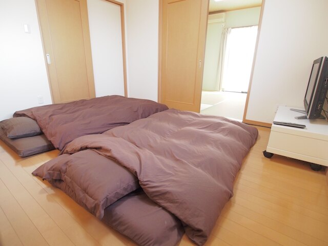 Okazaki House up to 8 People