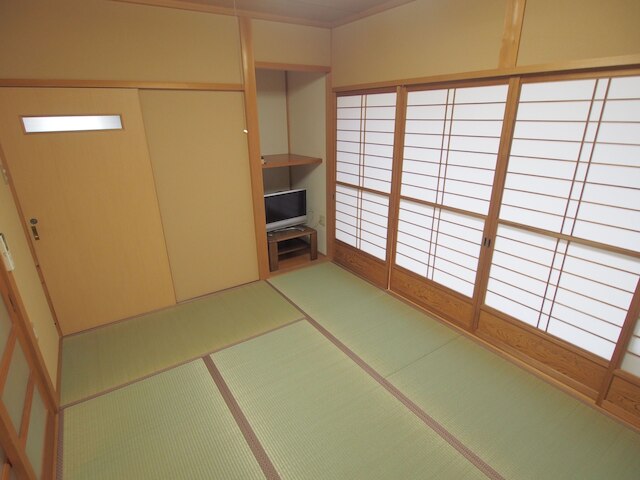 New Okazaki House for 6