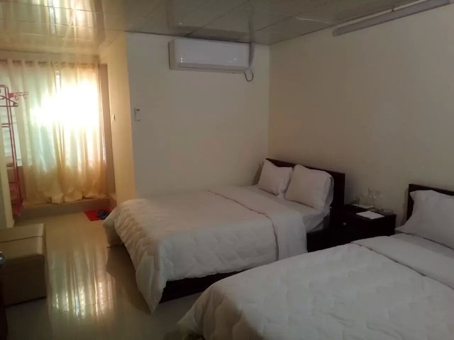 ホテル VIP イン