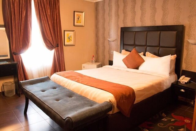 カーライル ホテル