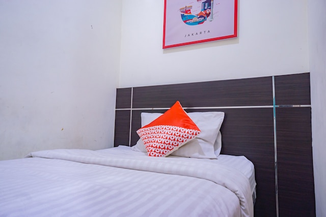 OYO 2357 シャリア グランド ラウダ