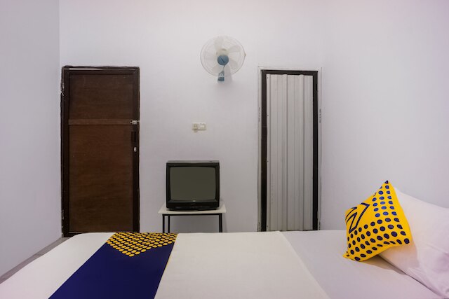 OYO 2277 ルル ホームズ