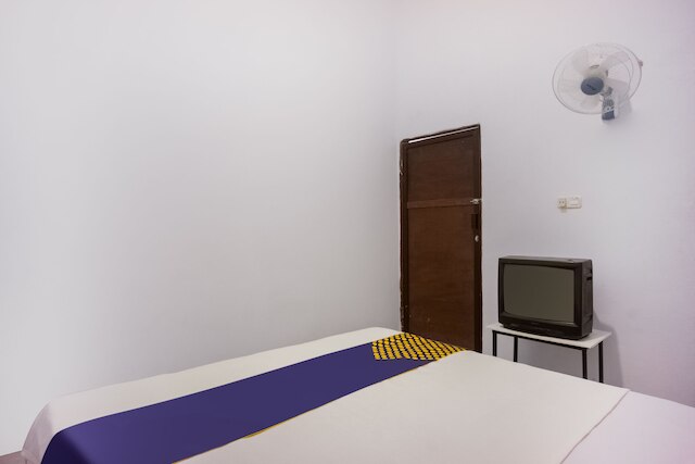 OYO 2277 ルル ホームズ