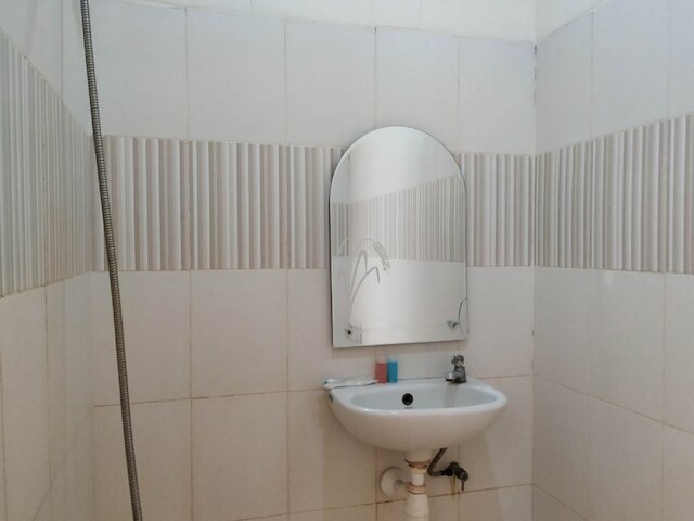 ホテル O ルル ホームステイ