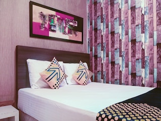 SPOT ON 2375 ファリスホームステイ