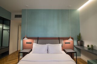 エデレジ ズブールー アパートホテル