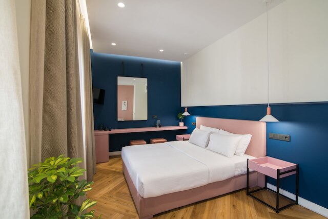 エデレジ ズブールー アパートホテル