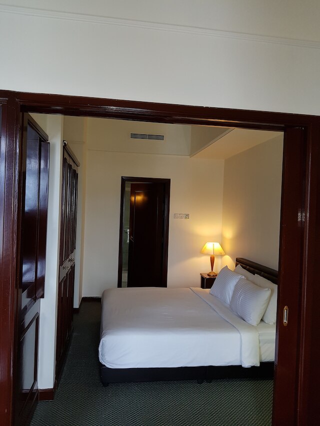 フェイマス サービス スイーツ アット タイムズ スクエア