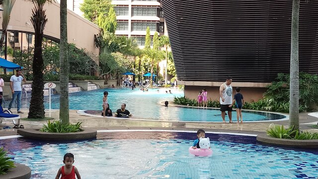 フェイマス サービス スイーツ アット タイムズ スクエア