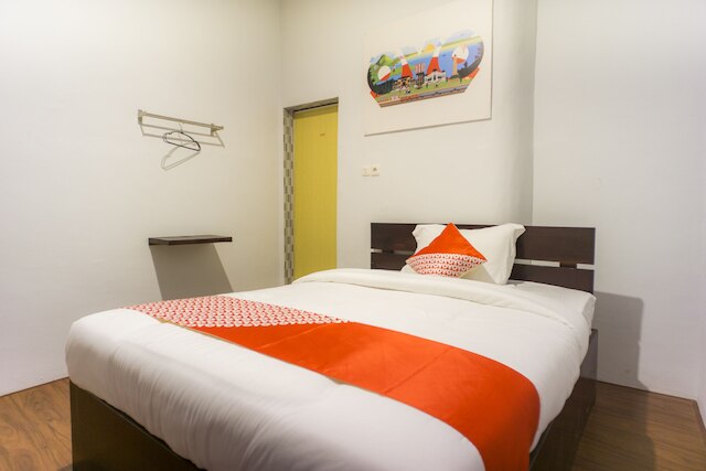 OYO 1811 シトラ アングレック