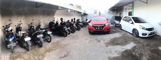 ペンギナパン タマン マカッサル インダー