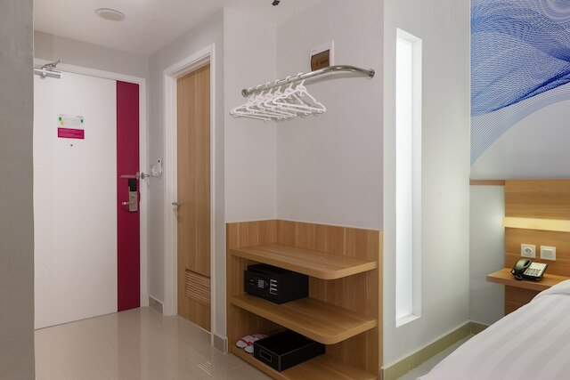 フェイブホテル カラワン