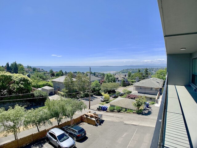 レトロ ミーツ モダン