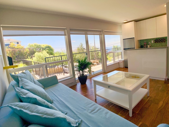 レトロ ミーツ モダン