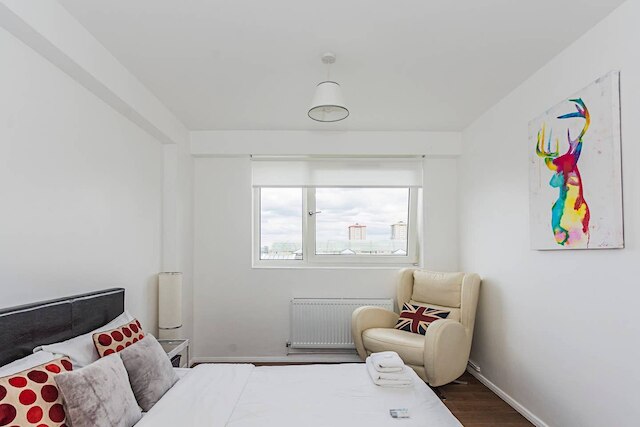 マグニフィセント アンド セントラリー ロケーテッド フラット