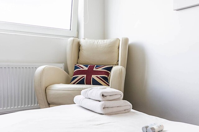 マグニフィセント アンド セントラリー ロケーテッド フラット