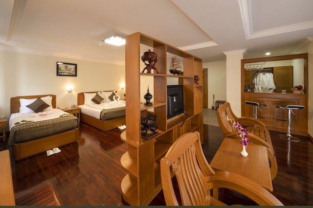 リン ユニティ ウィン ホテル