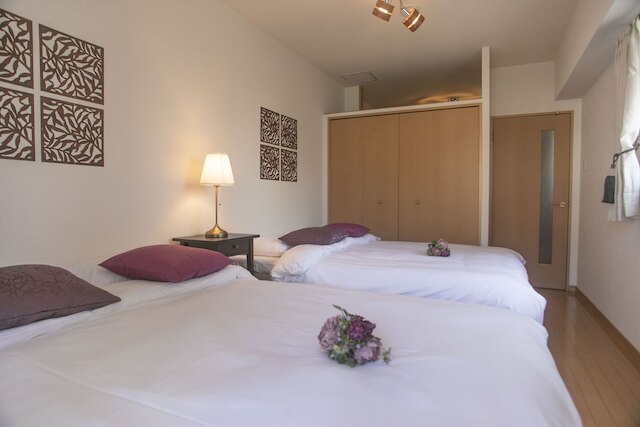 Shinsaibashi-House B