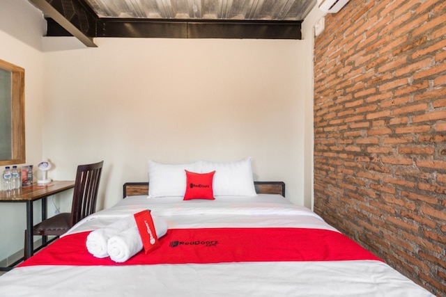 レッドドアーズ シャリア アット ババダン バル ジャカル