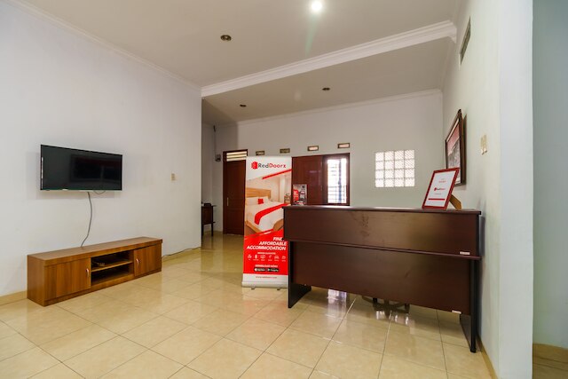 レッドドアーズ シャリア アット ジャラン ドタ マンシュール メダン