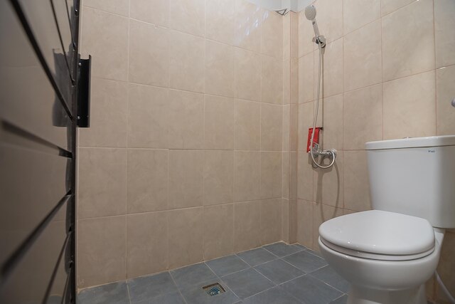 レッドドアーズ アット キアラコンドン