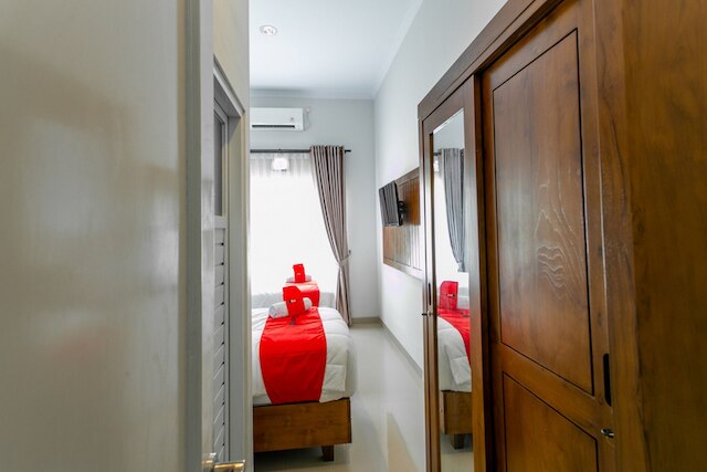 レッドドアーズ ニア ウニベルシタス ムハマディヤ ジョグジャカルタ