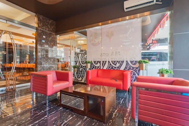 レッドドアーズ プレミアム ニア バンドン ステーション