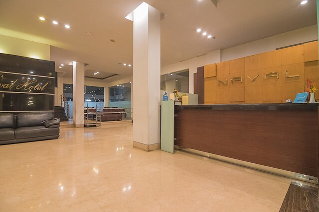 レッドドアーズ プレミアム ニア パリ ヴァン ジャワ モール