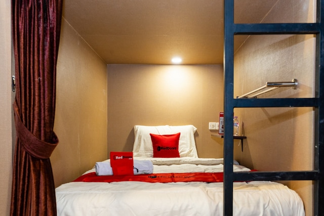 レッドドアーズ ホステル アット ディ パンジャイタン シンパン リマ