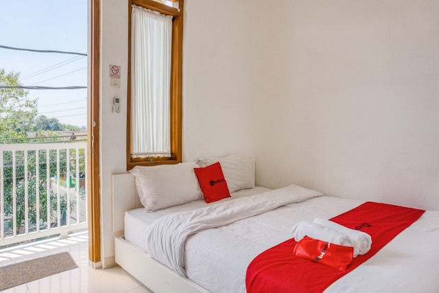 レッドドアーズ シャリア ニア タマン プランギ ジョグジャ 2