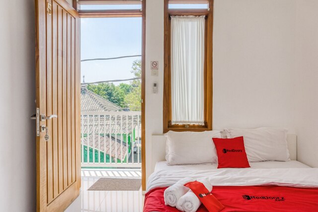 レッドドアーズ シャリア ニア タマン プランギ ジョグジャ 2