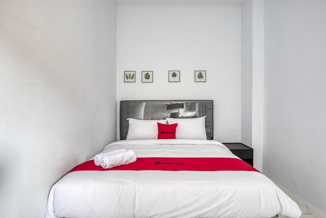 かつてのReddoorzプラス ジャカルタコタステーション周辺