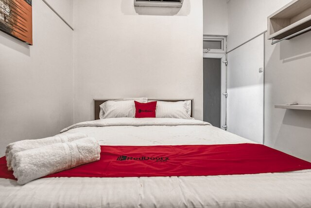 かつてのReddoorz ビヌスアングレック2近く