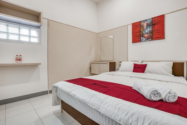 かつてのReddoorz ビヌスアングレック2近く