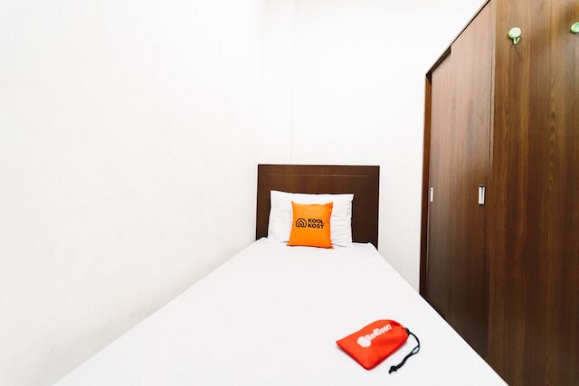 クールコスト シャリア ニア アルン アルン コタ バンドン