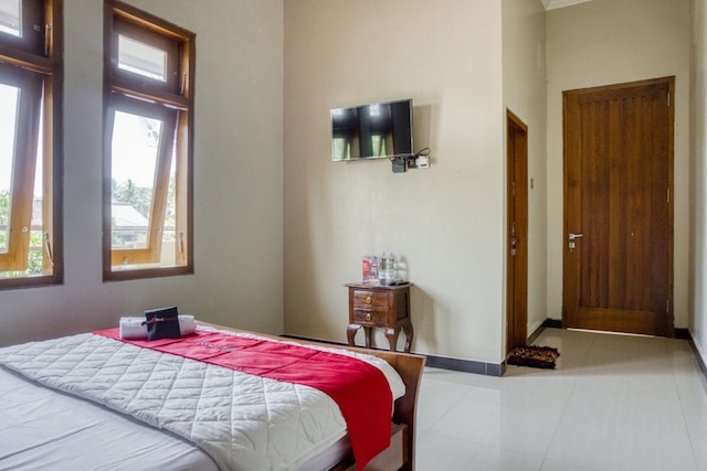 レッドドアーズ アット ジャカル アタス KM 10