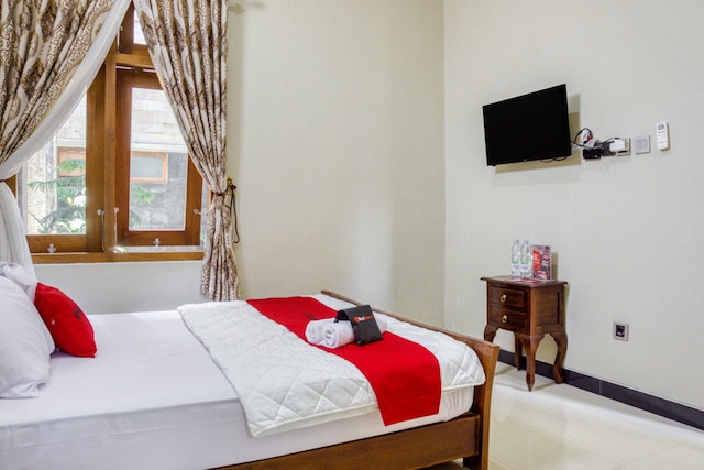 レッドドアーズ アット ジャカル アタス KM 10