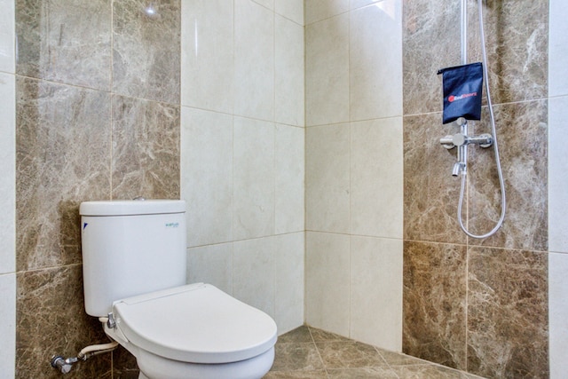 レッドドアーズ アット ジャカル アタス KM 10