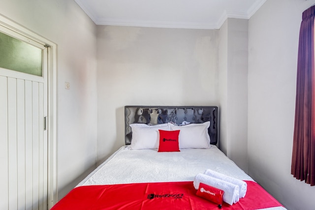 レッドドアーズ ニア コョンドンチャトゥール バス ステーション