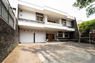 クールコスト ニア パジャジャラン ユニバーシティ