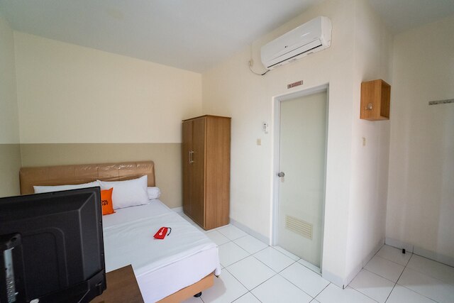 クールコスト ニア BTC ファッション モール 2