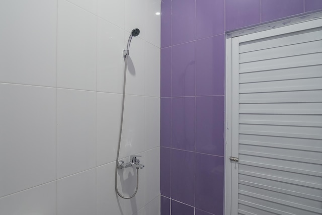 レッドドアーズ アット ガトット スブロト ストリート バンドン 2