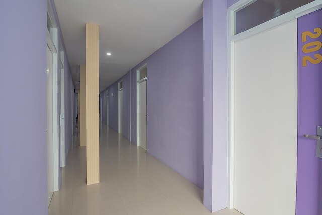 レッドドアーズ アット ガトット スブロト ストリート バンドン 2