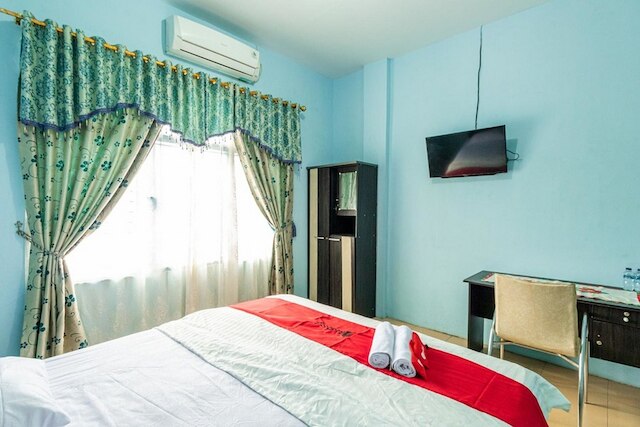 レッドドアーズ シャリア アット ジャラン セティアブディ メダン 3