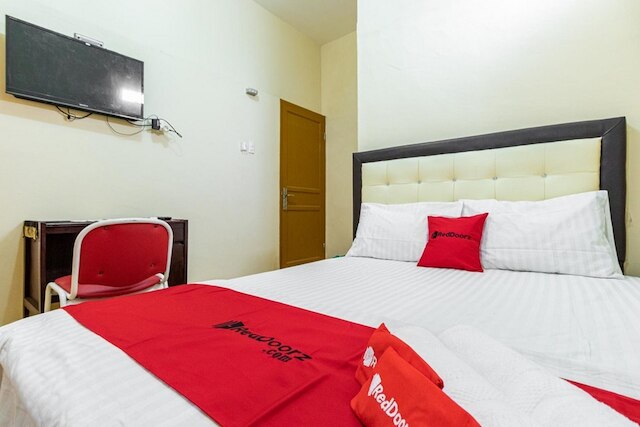 レッドドアーズ シャリア アット ジャラン セティアブディ メダン 3