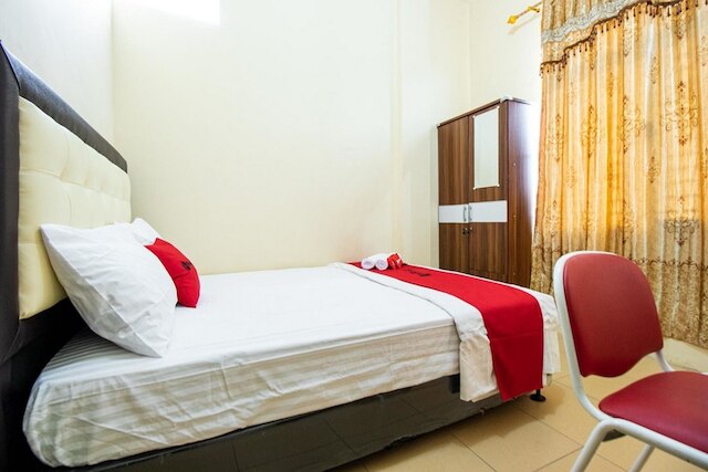 レッドドアーズ シャリア アット ジャラン セティアブディ メダン 3