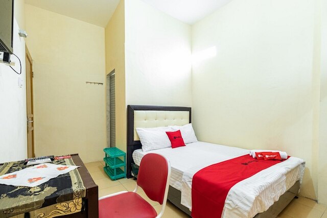 レッドドアーズ シャリア アット ジャラン セティアブディ メダン 3