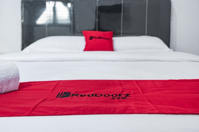 レッドドアーズ プラス ニア タムリン プラザ メダン